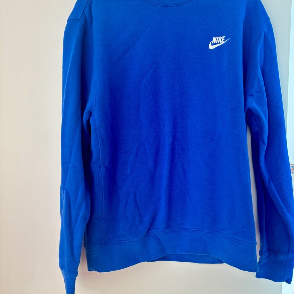 Nike Men's Royal Blue Fleece lined Crewneck Size M